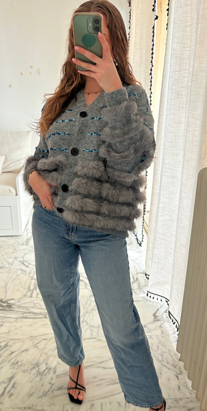 Cardigan en maille avec bandes et fourrure