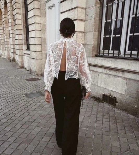 Blouse en tulles brodés
